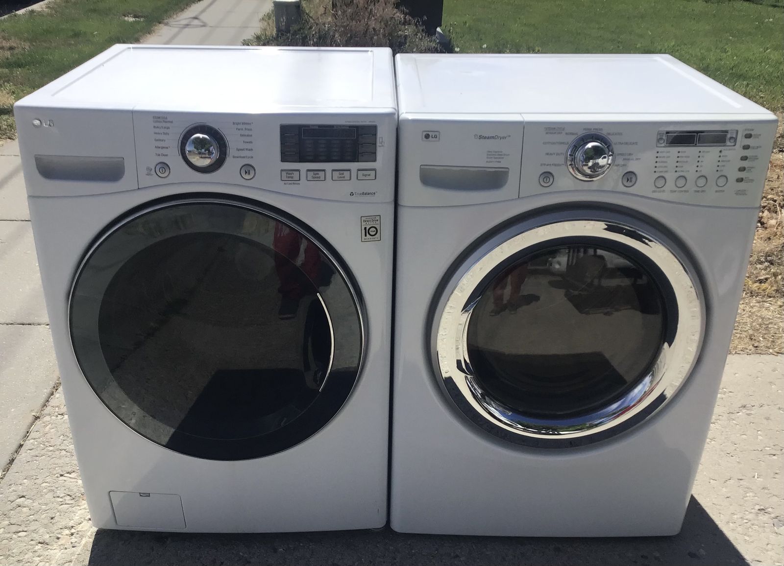 LG White Front Load Turbo, Super Capacity Washer & Electric Steam Dryer Set - Excellent Condition Includes free delivery!
