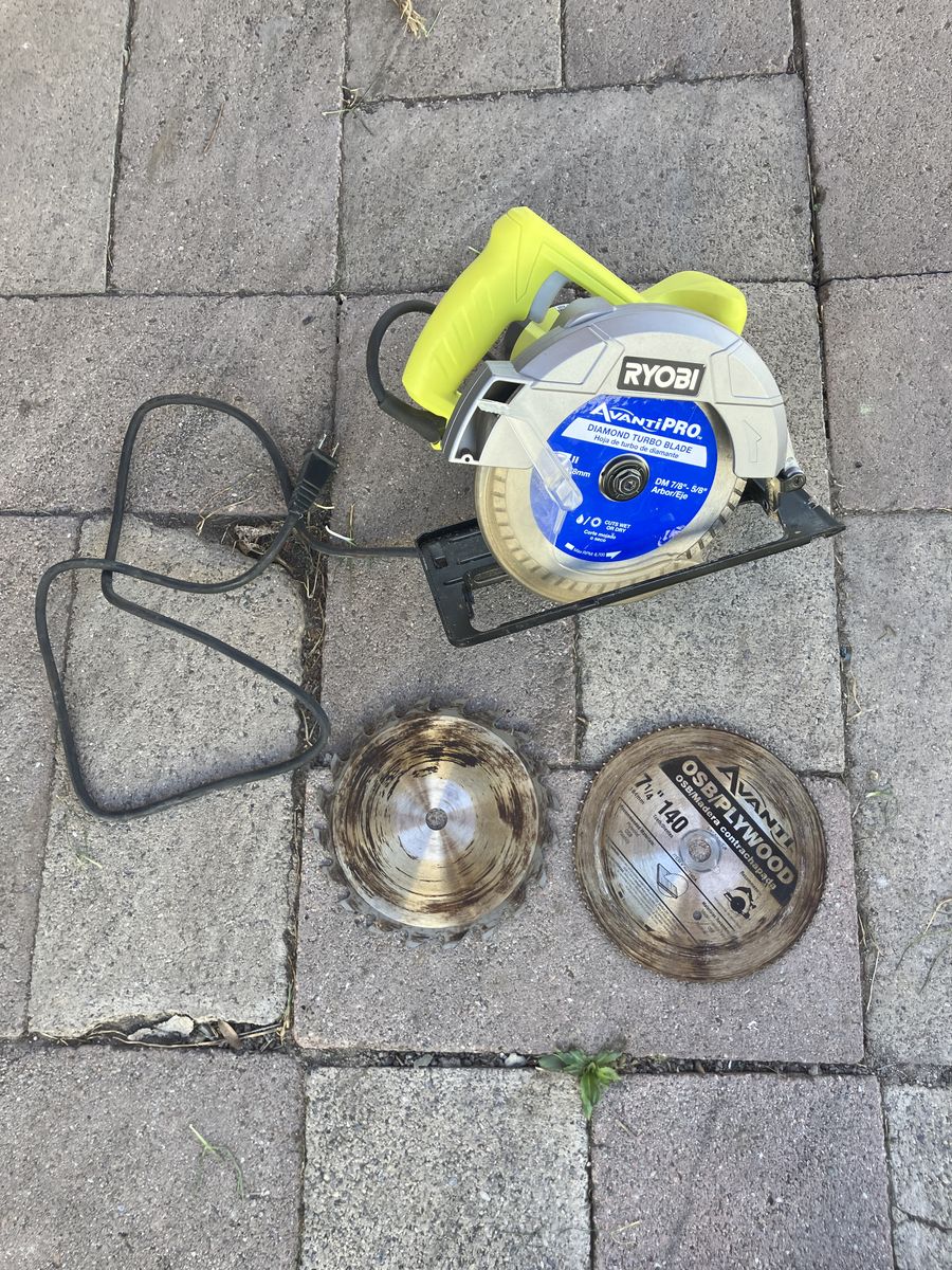 Ryobi 7 1/4" Corded Circular Saw $45