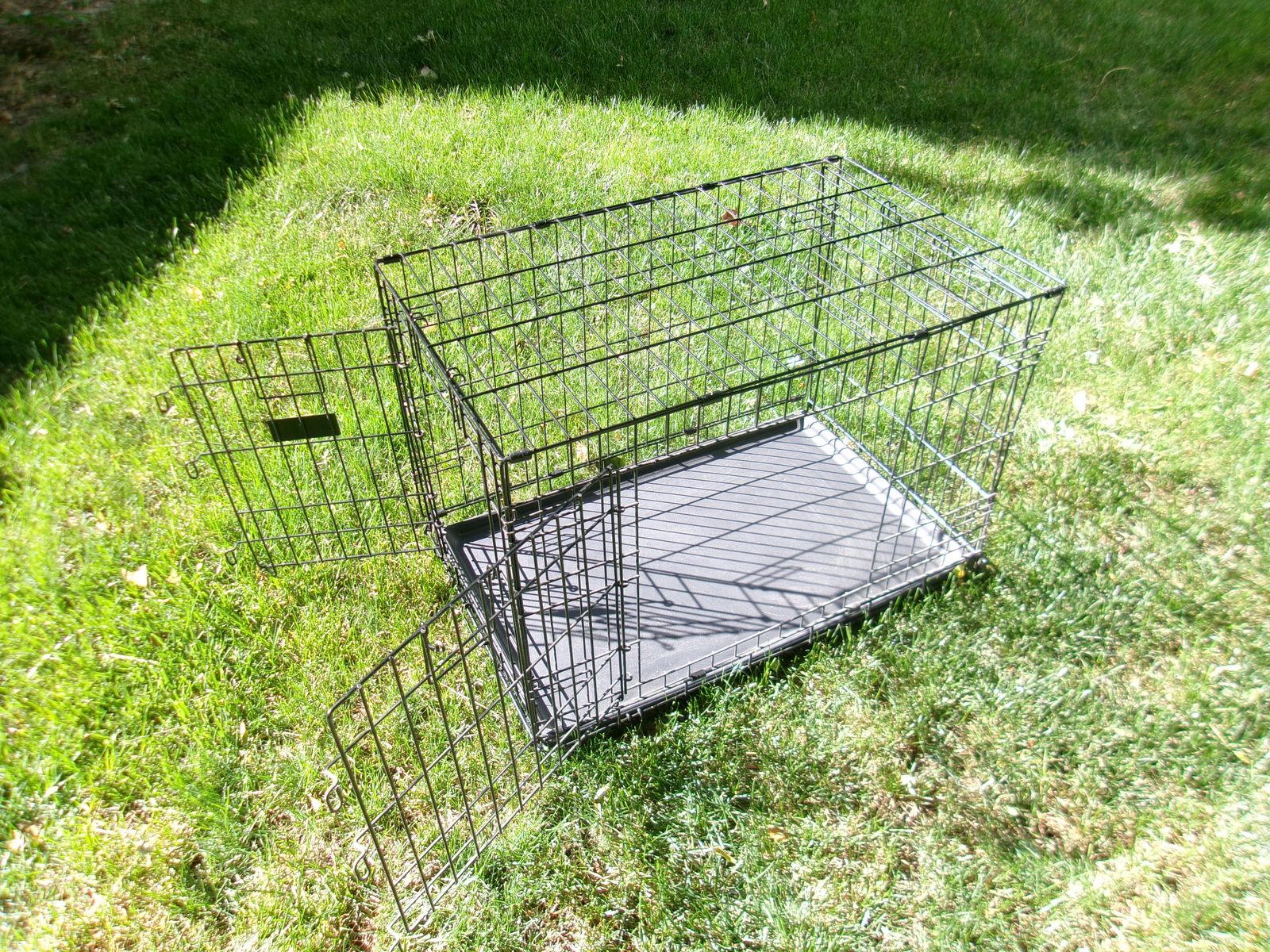 Top Paw Black Wire Dog Crate Kennel 2-Door Folding Puppy Cage w/ Tray