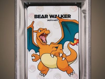 Pokémon Center × Bear Walker: Charizard Skateboard 2024 Pop 750 - PSA 10 CARD