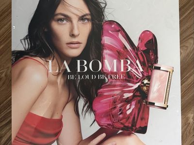 La Bomba Perfume Poster