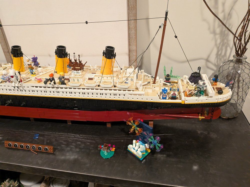 Main image 2