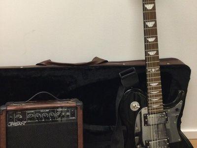 Electric Guitar Bundle