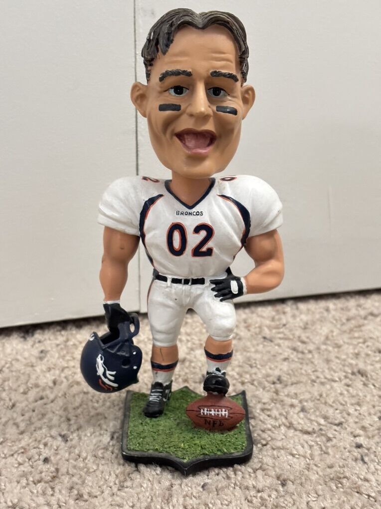 RARE Denver Broncos Bobbin’ Head Figurine