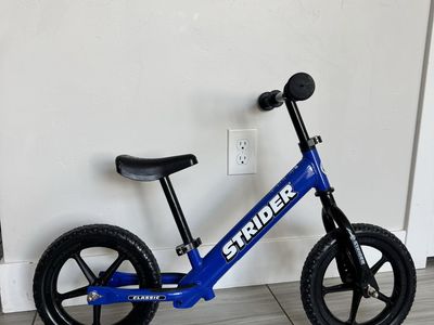 Strider sport 12” kids balance bike