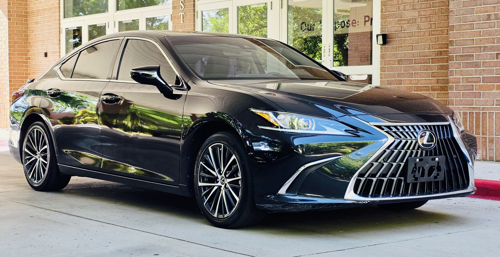 2024 Lexus ES 300h Premium