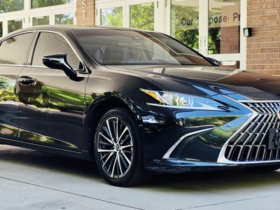 2024 Lexus ES 300h Premium