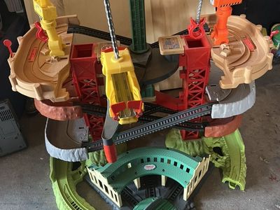 Thomas & Friends Multilevel Train Track
