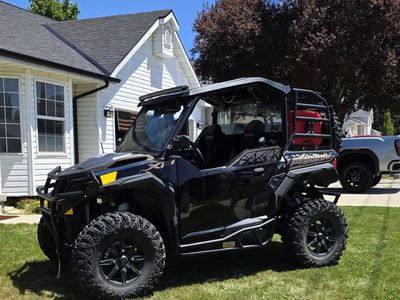 2022 Polaris General XP 1000 Deluxe RIDE COMMAND + 2022 Workhorse Trailer Package with Tie Downs