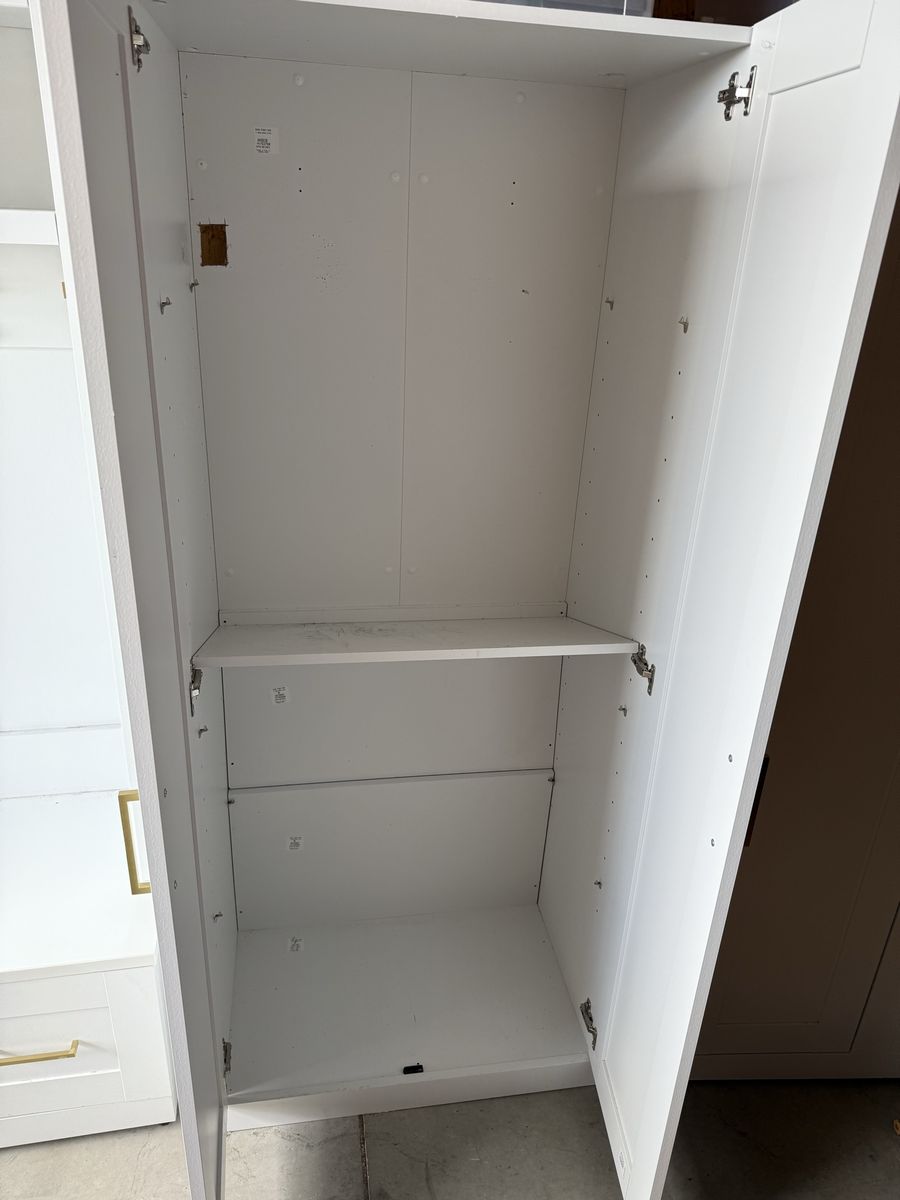 Main image 4