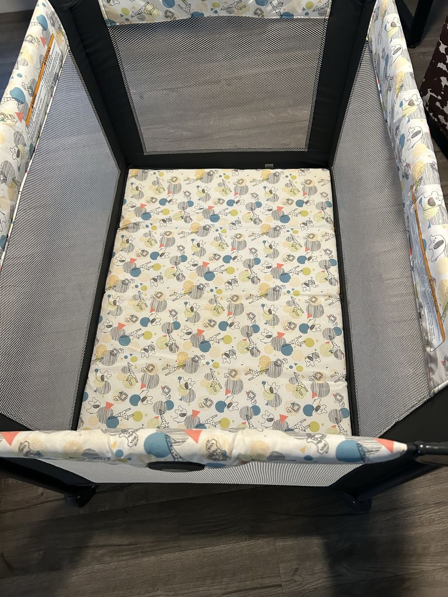 Graco pack n play