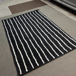 Ikea Black And White Rug
