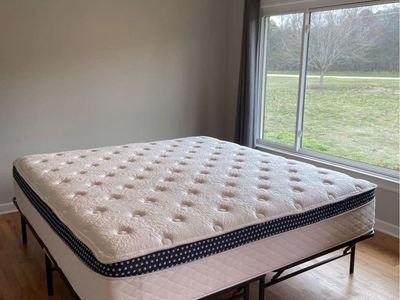 Queen Winkbed With cooling Cover