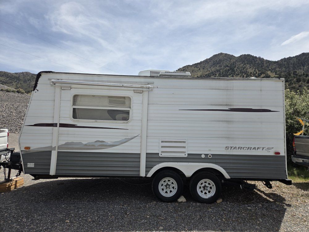 Starcraft SF Travel Trailer Camper