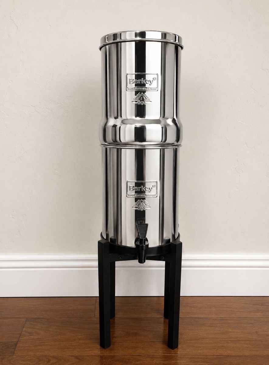 Big Berkey Water Filter + Stand + Filters - Like New