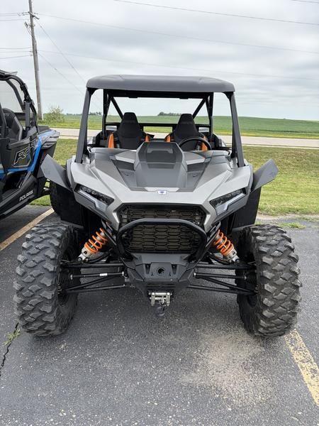 Polaris RZR Side by side 2025