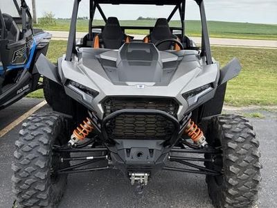 Polaris RZR Side by side 2025