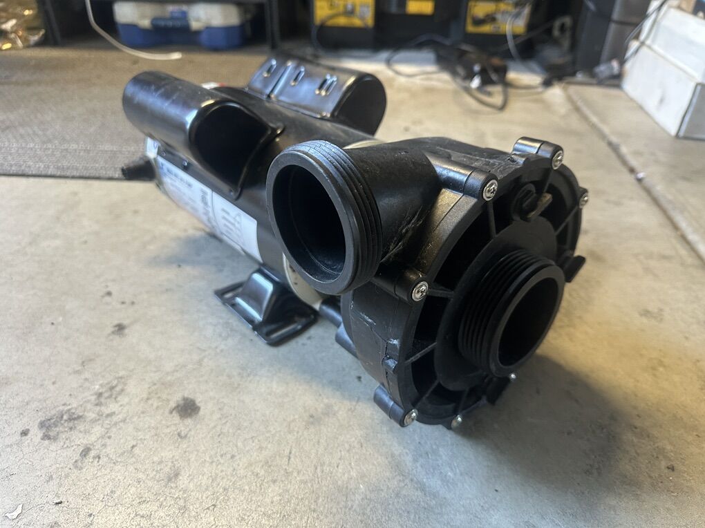 2-Speed Jacuzzi Pump – 2.5 HP, 230V (Lightly Used)