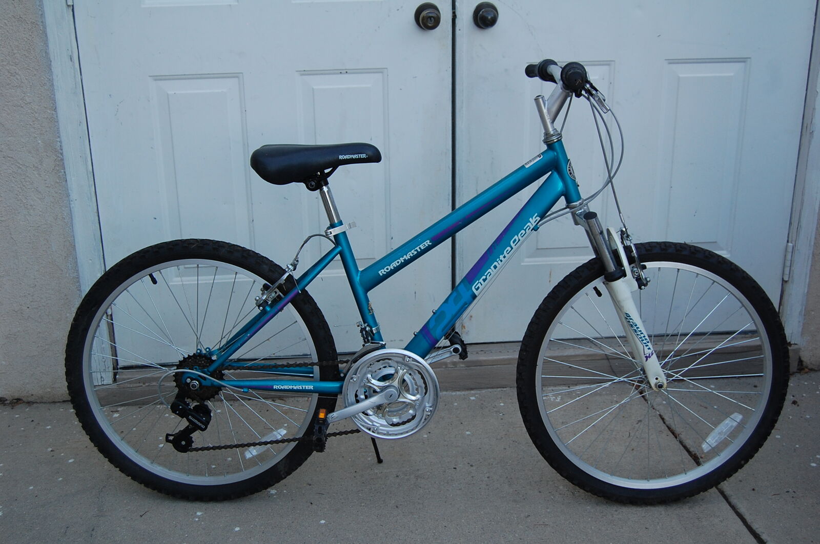 Road Master Granite Peak Mountain Bike