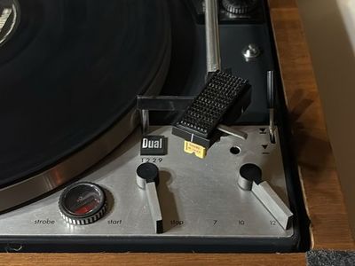 Dual 1229 Turntable w/ Dust Cover. Good Condition. TESTED & WORKING