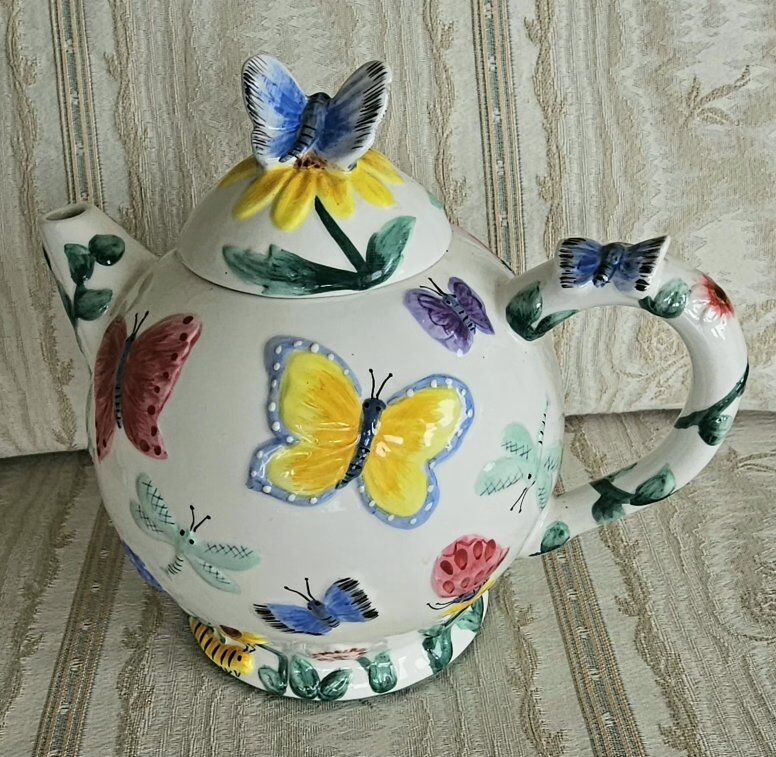 Tea Pot Butterflies
