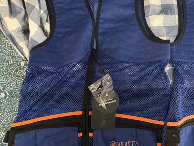 Beretta Sporting Clays Trap Shooting Vests 2 Sizes XS & Small Blue