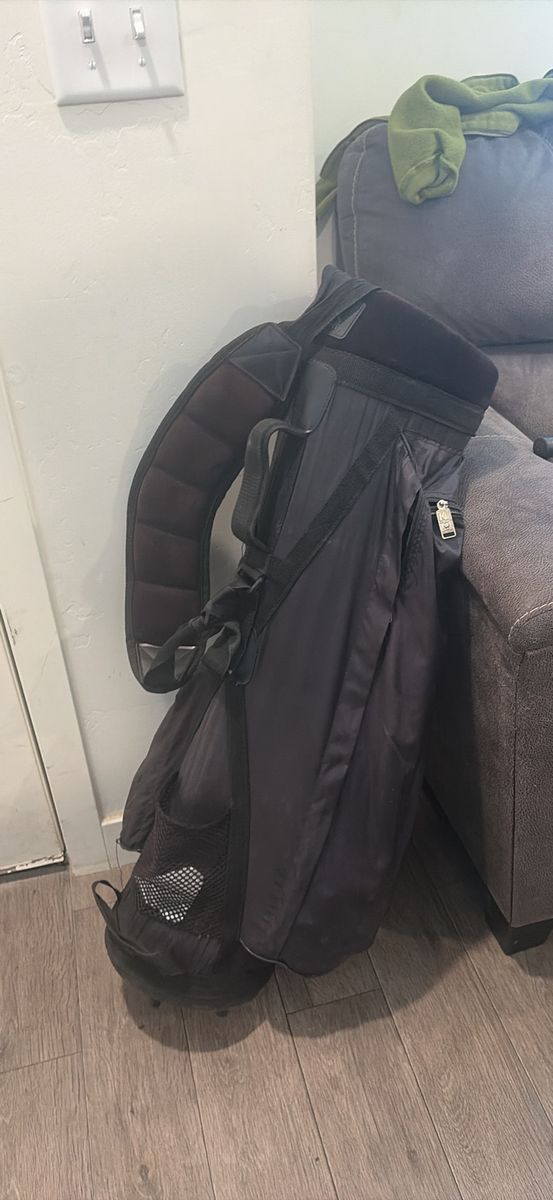 Black Knight Golf bag