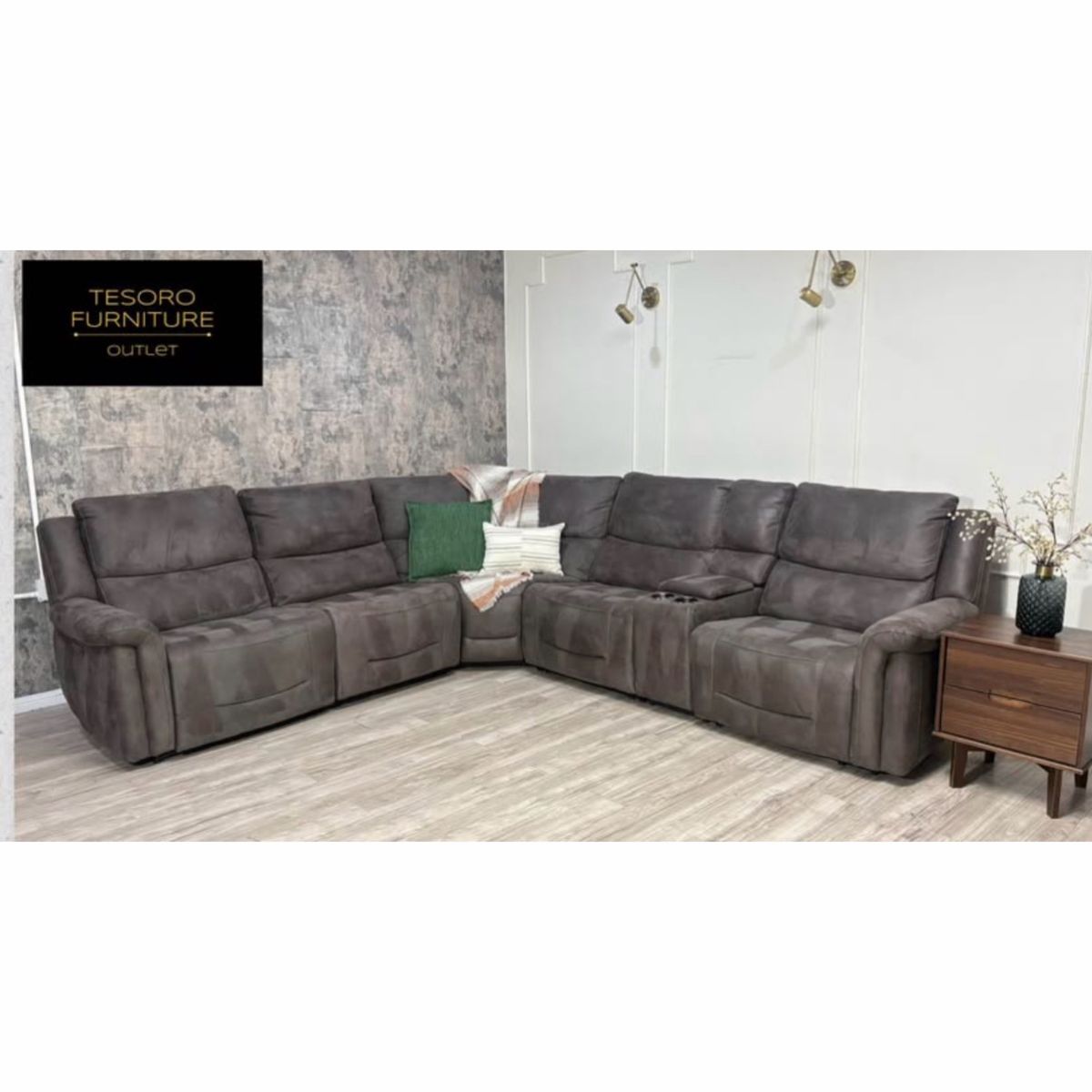 CARLIN FABRIC RECLINER SECTIONAL WE OFFER DELIVERY