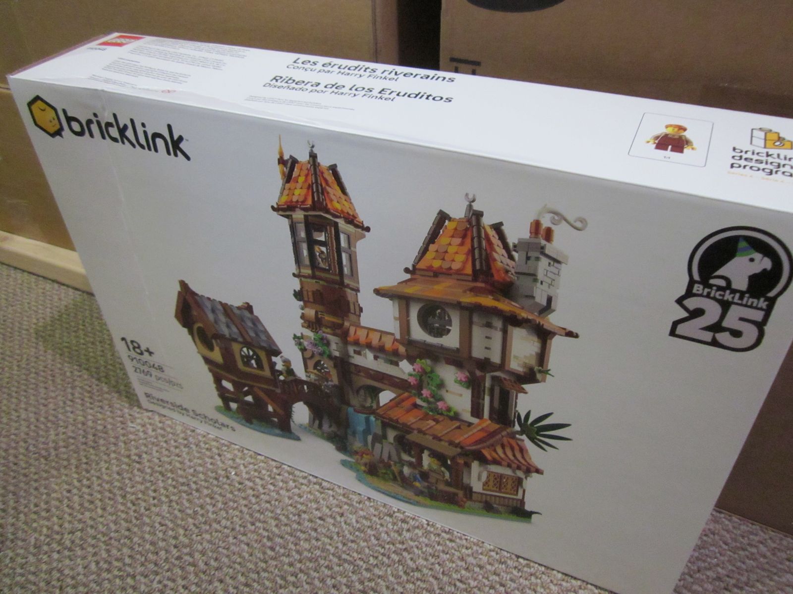 Dinged-up box, Lego 910048 Riverside Scholars BDP Bricklink Designer Program Sealed