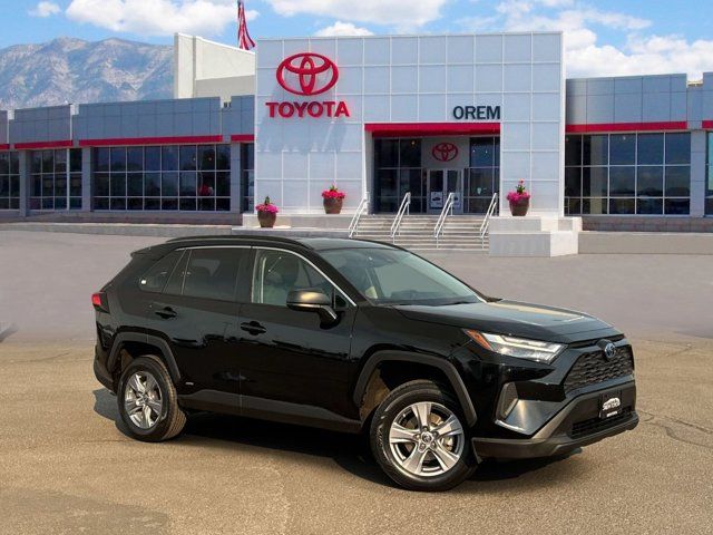 2023 Toyota RAV4 LE