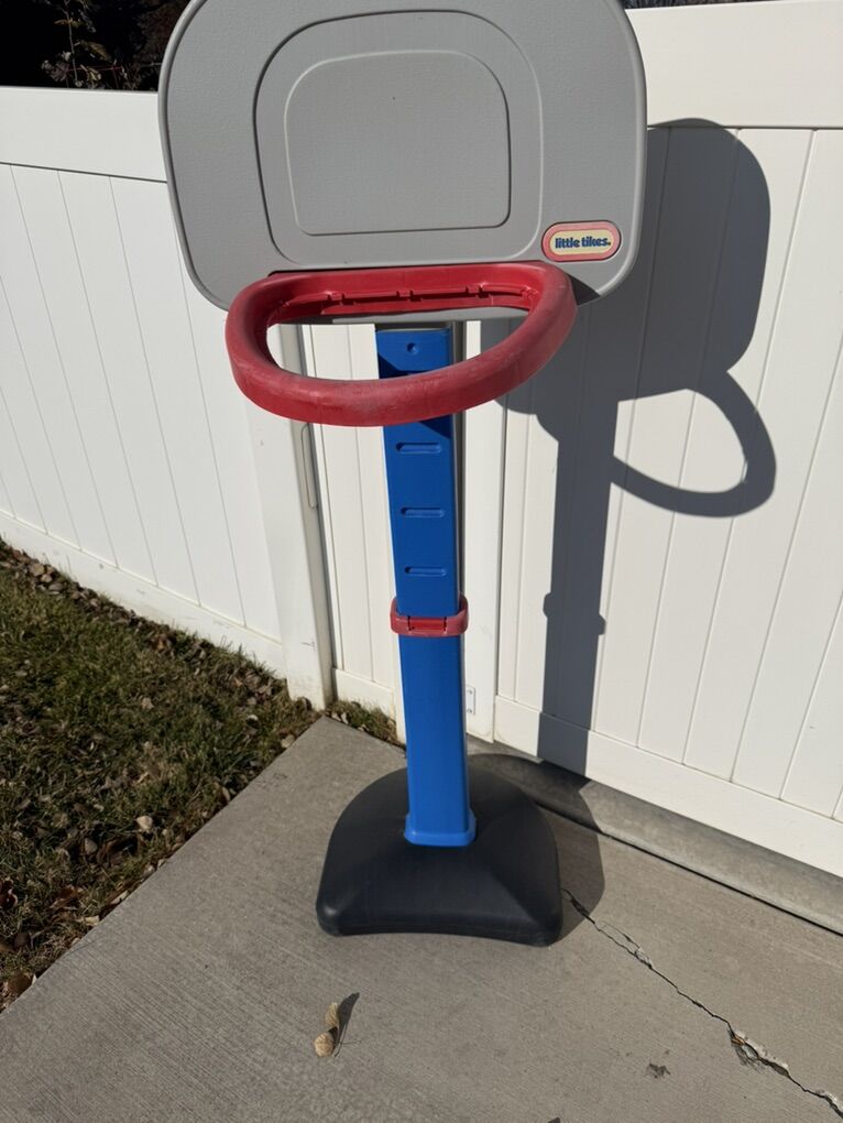 Free Little Tikes Basketball Hoop