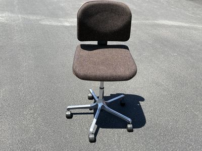 Vintage Mid Century Modern office desk chair. Eurochair 5600 by Fritz Makoil for Grisberger, MCM, post modern