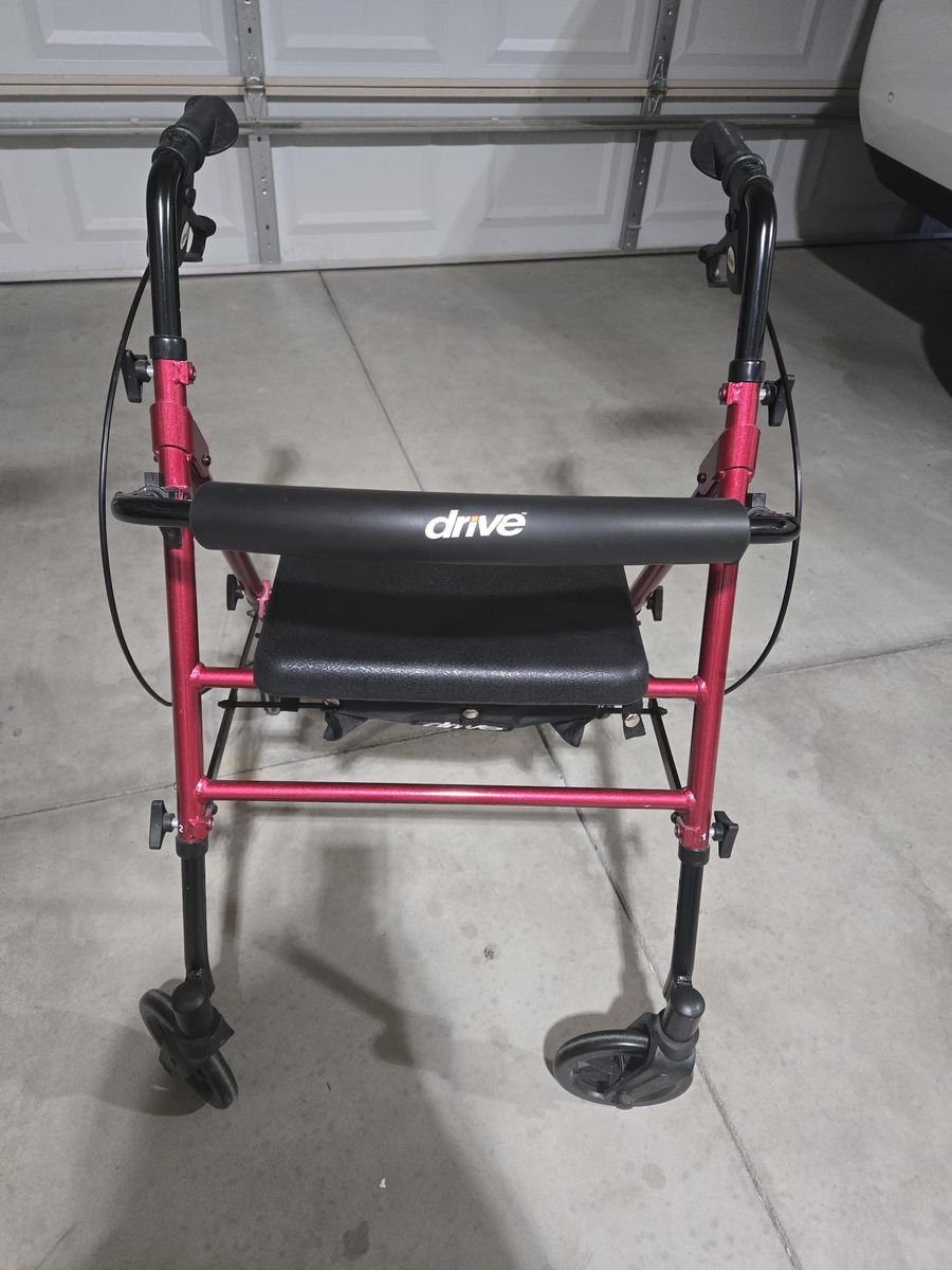 Drive Medical Rollator Walker with Seat, Red, Used - Mobility Aid