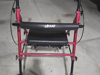Drive Medical Rollator Walker with Seat, Red, Used - Mobility Aid