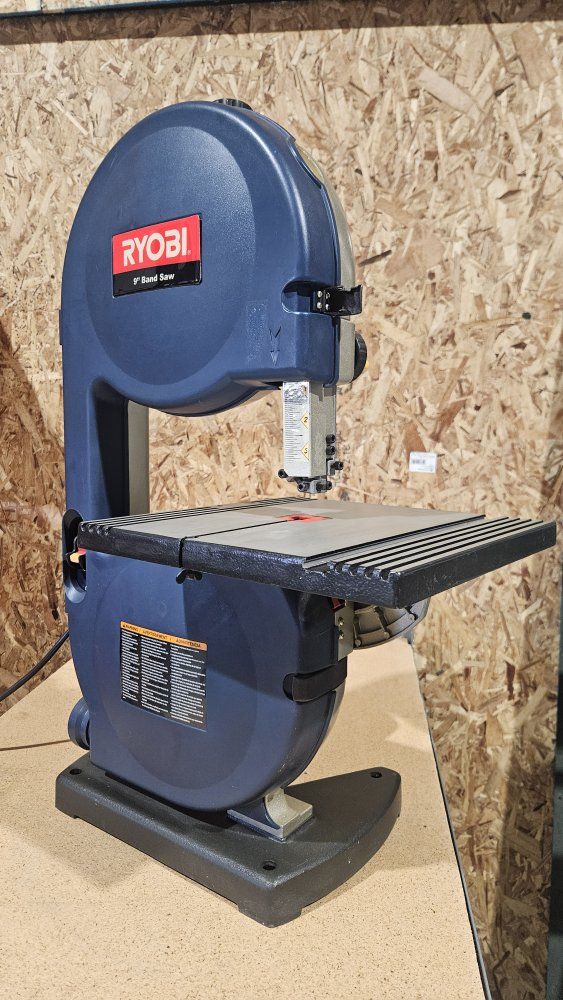 Bandsaw - Ryobi BS901 - Gently used