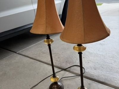 Night Stand / Desktop Lamps