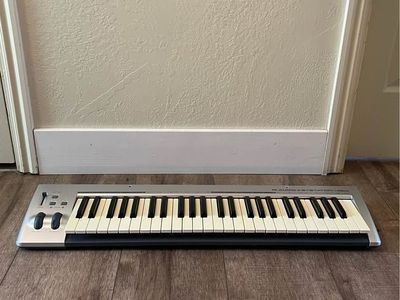 MIDI Keybord