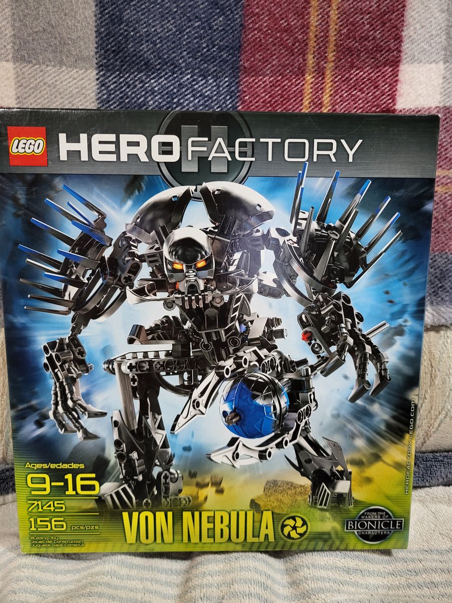 LEGO HERO FACTORY  VON NEBULA   2010 ISSUE