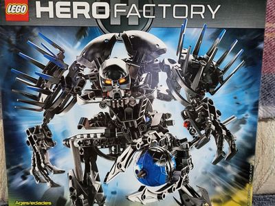 LEGO HERO FACTORY VON NEBULA 2010 ISSUE