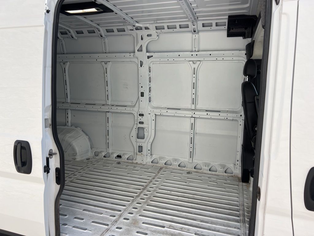 Main image 22