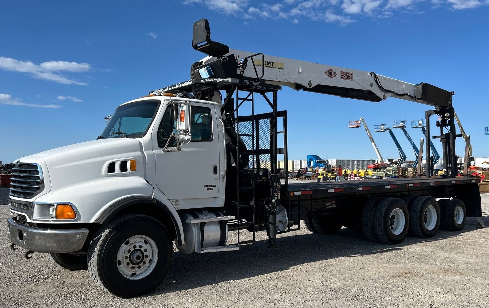 2007 Sterling L95000 Boom Truck