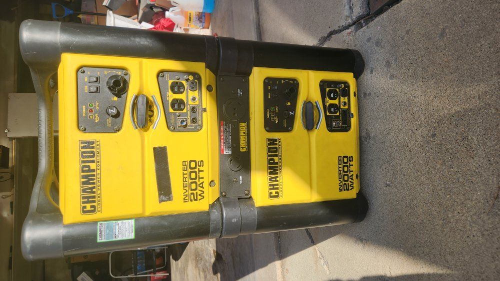 Two 2000w champion inverter & parallel kit