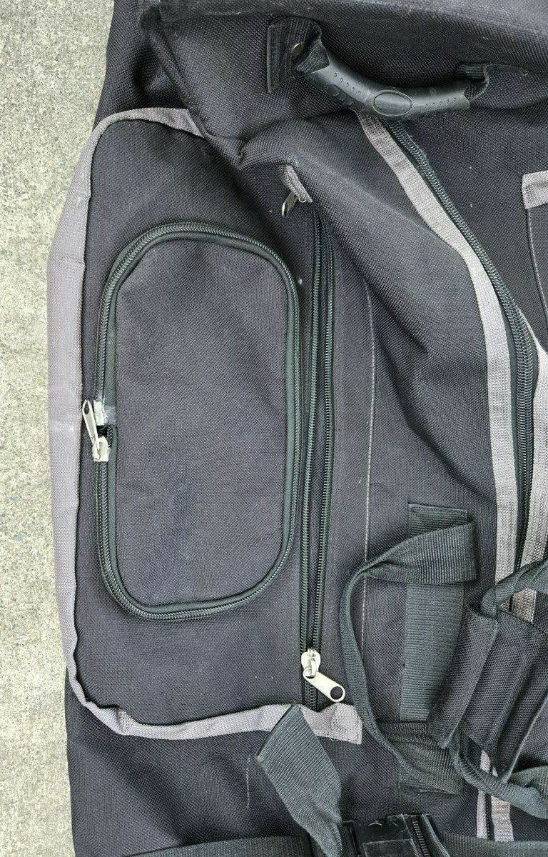 Main image 9