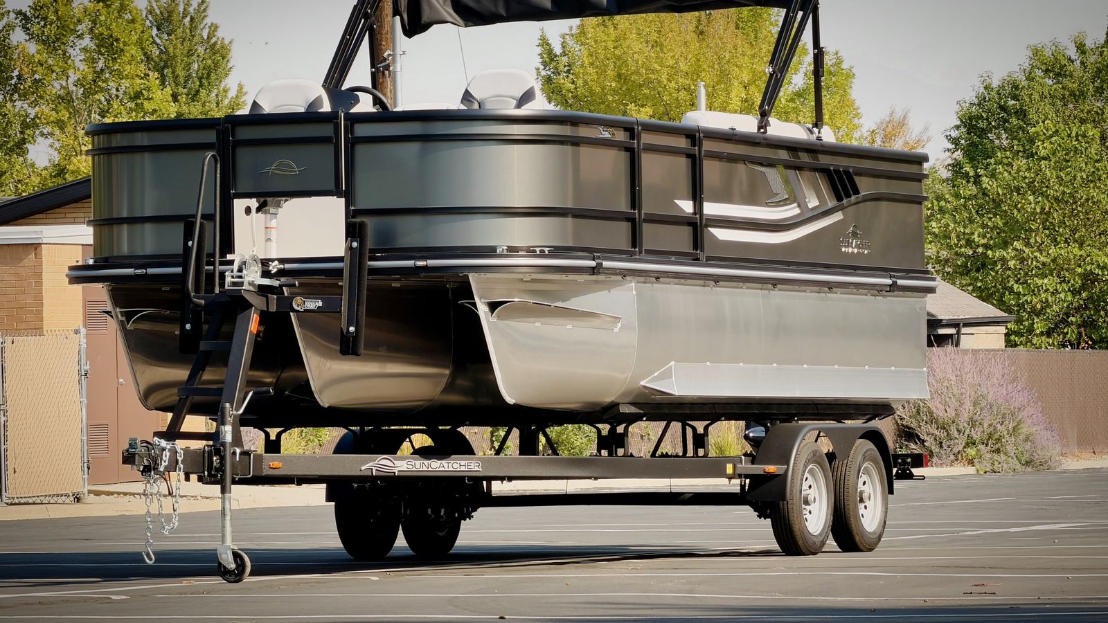 2027 Suncatcher Select 320 Pontoon Boat powered by a Yamaha 115 HP SHO