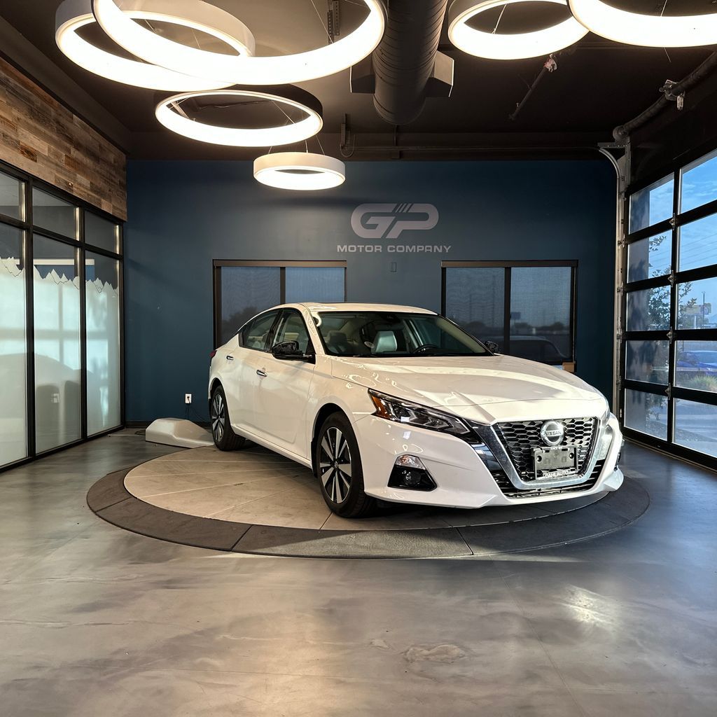 2022 Nissan Altima 2.5 SL