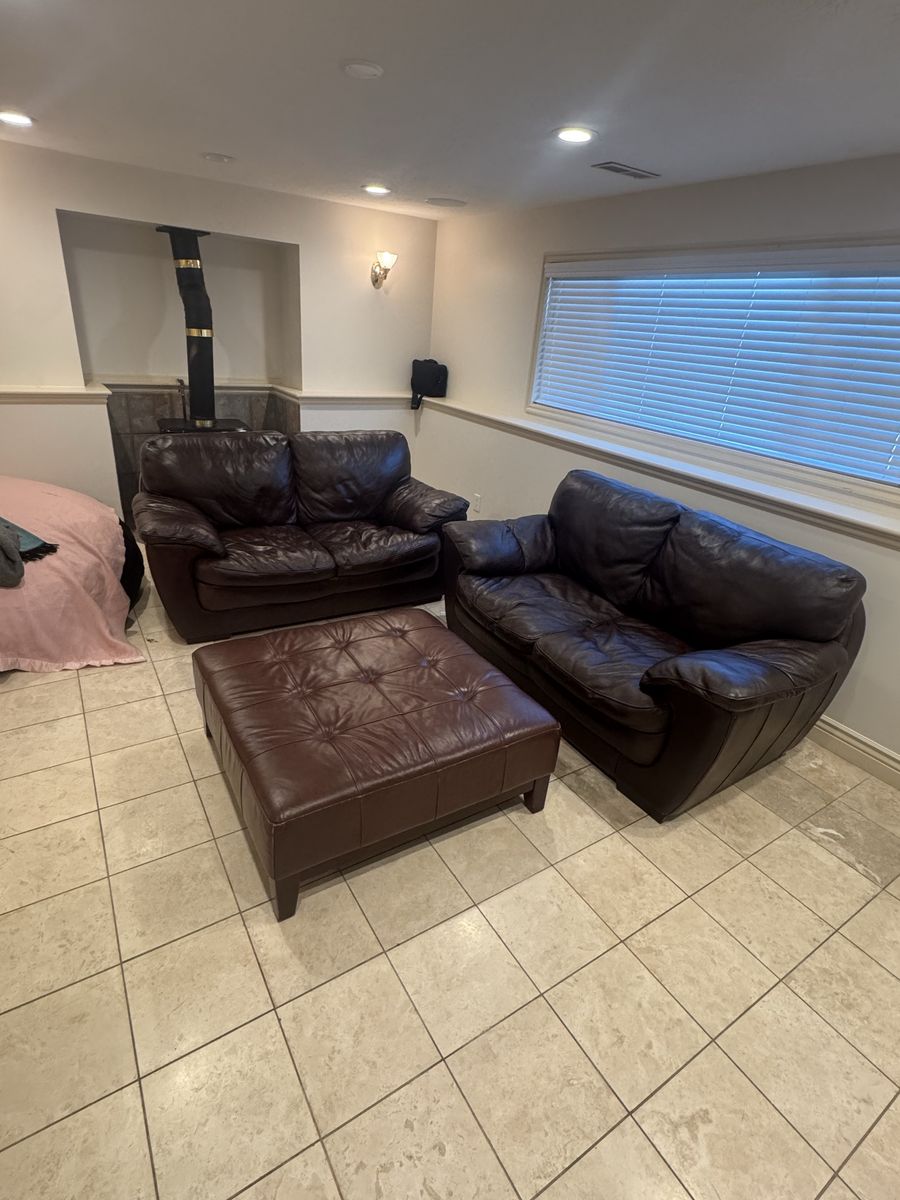 Brown Leather Sofa, Loveseat, & Ottoman Set - Tufted Design, Comfortable Seating
