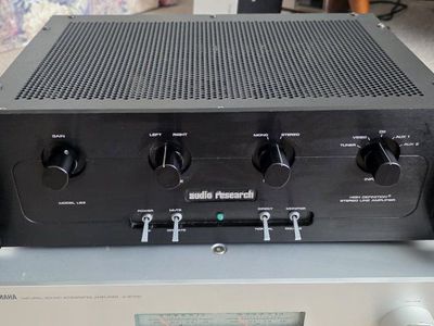 audio research LS3 preamplifier