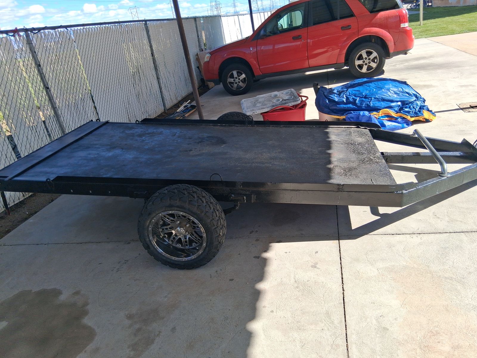 TILT TRALIER FOR SALE BRAND NEW TIRES AND RIMS