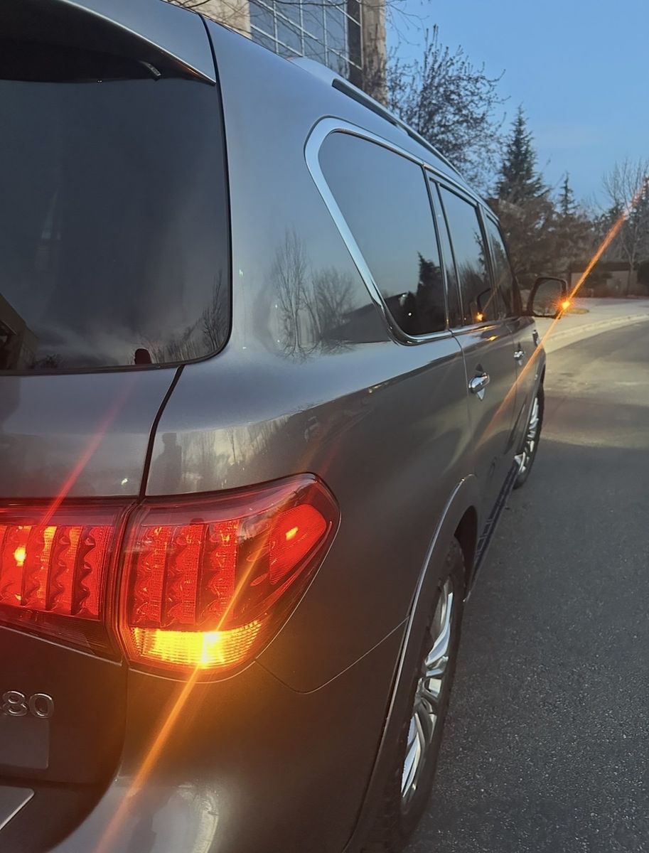 2017 Infiniti QX80 Limited
