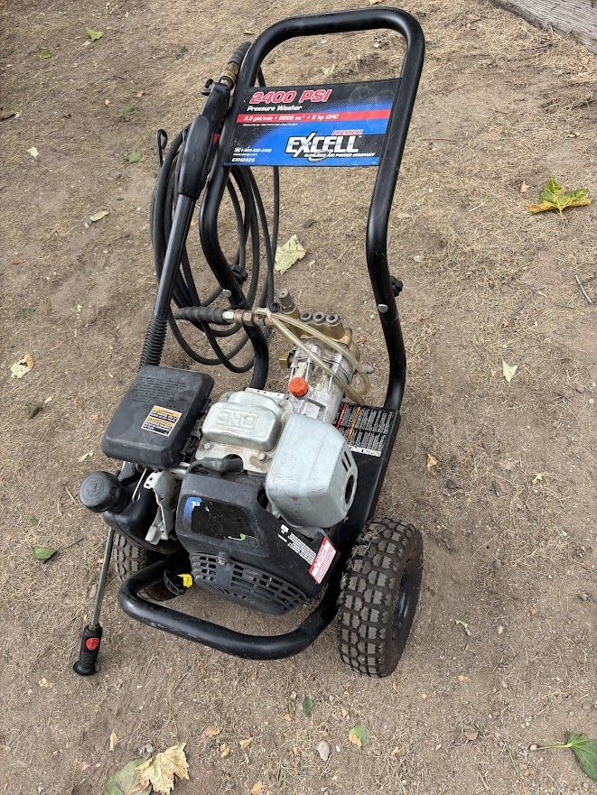 Excell 2400 PSI Gas Pressure Washer 2.5 GPM 5 HP